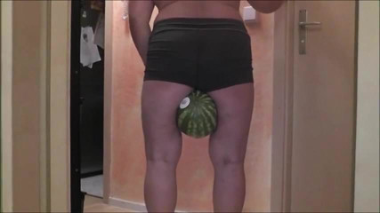 Meloncrushing Anna Konda