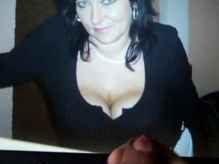 Cum on busty girl