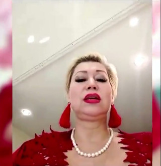 My Slutwife, the Famous Aimee Hot MILF, Is Coolly Fingering Her Magical Cunt in Her Webcam Show! ))