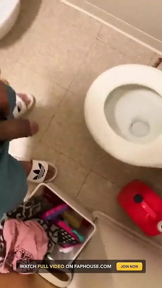 Intense Cumshot in My Friend's Vagina Gay