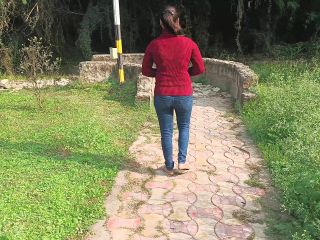 Xxx hot Indian desi girlfriend ko outdoor park me bulakar muhe me choda clear dirty audio me 18 yers girlfriend fuck in mouth