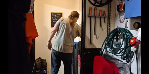 /beam/67a8637bcc498f247e954e8b