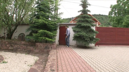 Wife shares big cock and thick cum of husband generously with the maid at home