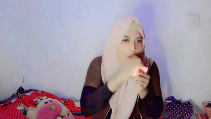 Indonesian Sissy Hijab Anal Virginity Lost