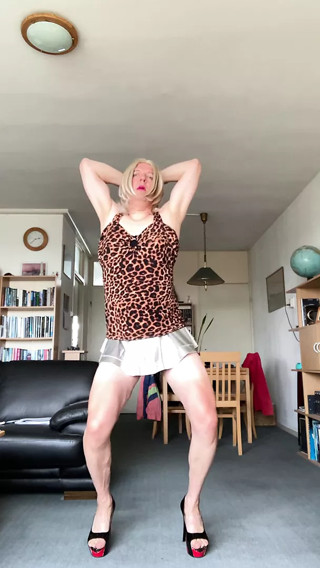 A little walking and dancing thumbnail
