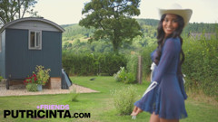 Model Putri Cinta Gets Super Naughty Alone in Shepherd's hut