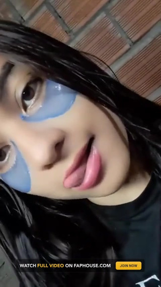 Amateur Madraestra Performs Intense Pussy Worship with Yuliethgomez