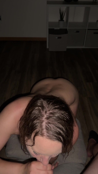 Hot Wife Goes to Bar and Sucks Duck in Rain Then Goes Home to Get Fucked