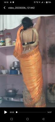 Hindi audio me bhabhi ki kamar me aai moch.maalis kar ke maine diya chod 