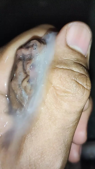 Lot's of cum close up