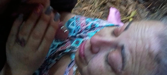 Blowjob inside a Redwood tree
