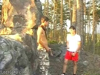 Young gay jogger bangs a hunky stranger in the ass