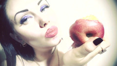 Sexy Pink Lips & Juisy Apple