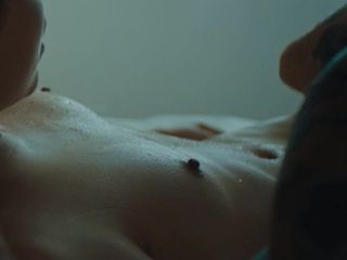 Margaret Qualley nude pussy + tits &#039;LOVE ME LIKE YOU HATE ME&rsquo;