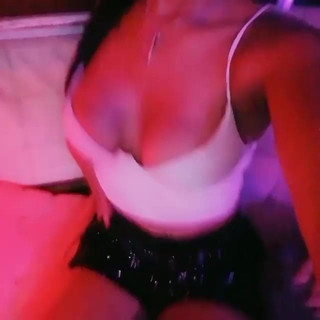 Angela Aguirre 2zas