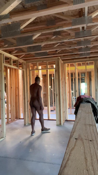 Kennie Jai Nude in Outoor!