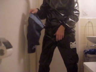 Bathroom 13