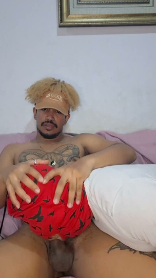 He Came Tired From Work and Swallowed My Cock