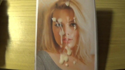 Hot Margot Robbie makes me cum