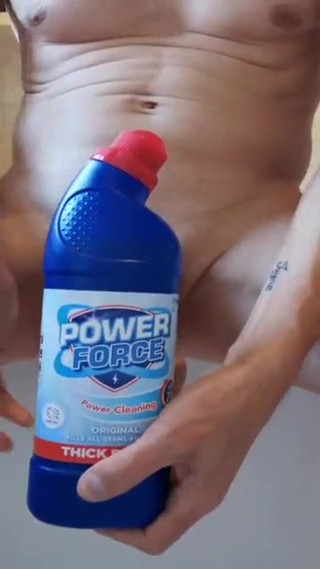 Me wanking in the bathroom with bleach