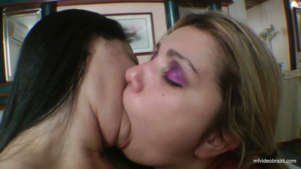 Kiss Me Deep and Hard – Top Lesbian Kissing Domiantion