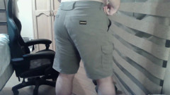 Hot Stud Goes Commando During Leg Day