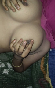 Ungli marke pani nikaldi kya hi moja aya