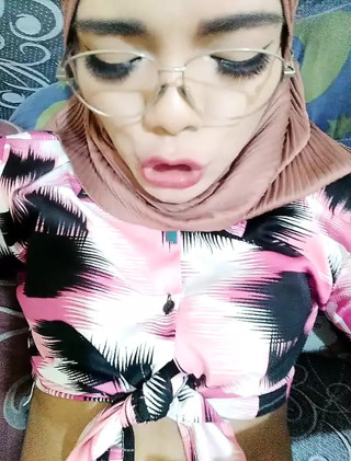 Indonesian hijab shemale cum and eat it thumbnail