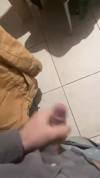 Hot Cum in Greek