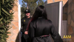 The housewife who recovers the driving license points fucking the police !!