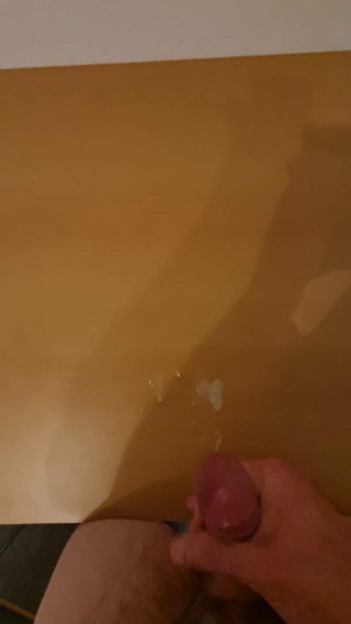 Cum auf den Tisch