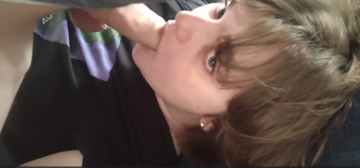 Comfy Lazy Facefuck and Blowjob thumbnail