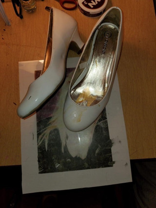 Request tribute for shoe friend
