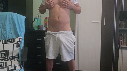 Instant jerk off while coming home