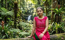 Mars in the Jungle Nita Got Bangles From Her Boyfriend in the Jungle