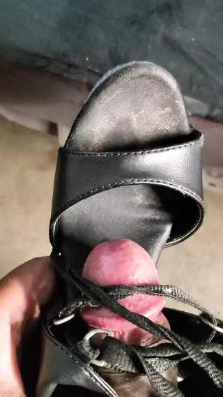 found customer workbag in her car dirty stripper heels
