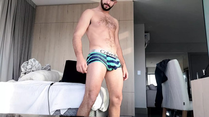 WORSHIP HIS SUPERIOR ALPHA BULGE - SLAVE VERBAL DEGRADATION