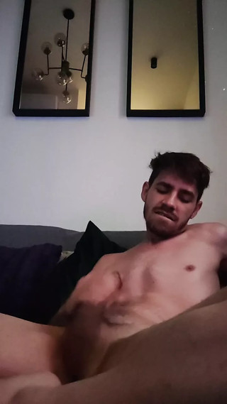spanish boy recorded cumming on cam