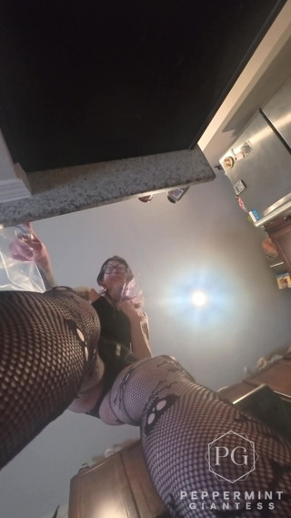 73 Giantess Cooks Stuffed Shells – Tiny Man Tied to My 8 Inch Heel POV
