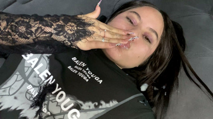 I Teased Him Until He Covered My Face with Cum