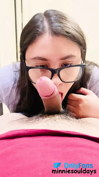 Beautiful Whore Gives Me A Blowjob And I Cum On Her Pretty Face