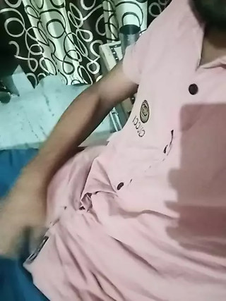 Having a game play of nipples and boyfriend love