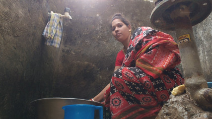 Desi indian bihari wife having bath and saree remove boob show — Full Scene — Watch Now