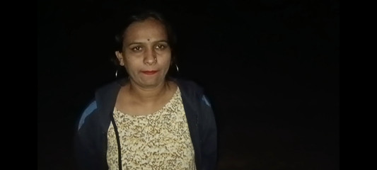 Fan demand video fuck near Railway track