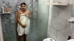 I couldn't help but masturbate while watching my stepsister in the shower