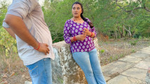 Stranger girl, park me mili I'm lucky boy mane uske maze liye paiso me , Full Hindi Viral Video