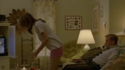 Alexandra daddario topless montre ses gros seins