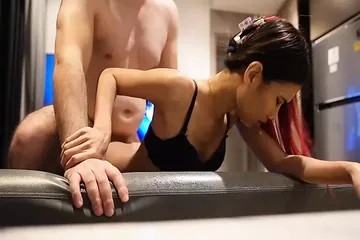 Skinny Bitch facialised