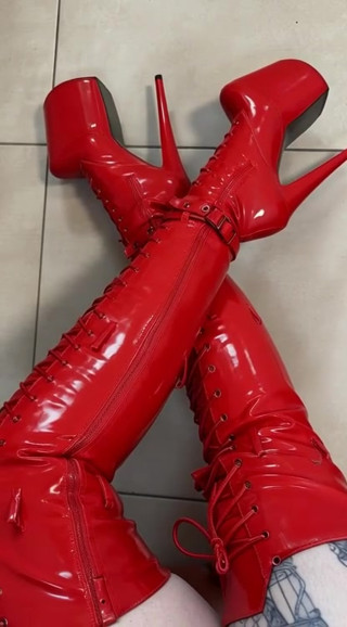 kissica video