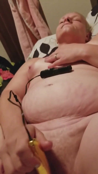 Cumslut Wife Jessica From Van Wert Ohio Squirts All Over a Huge Red Dildo!!